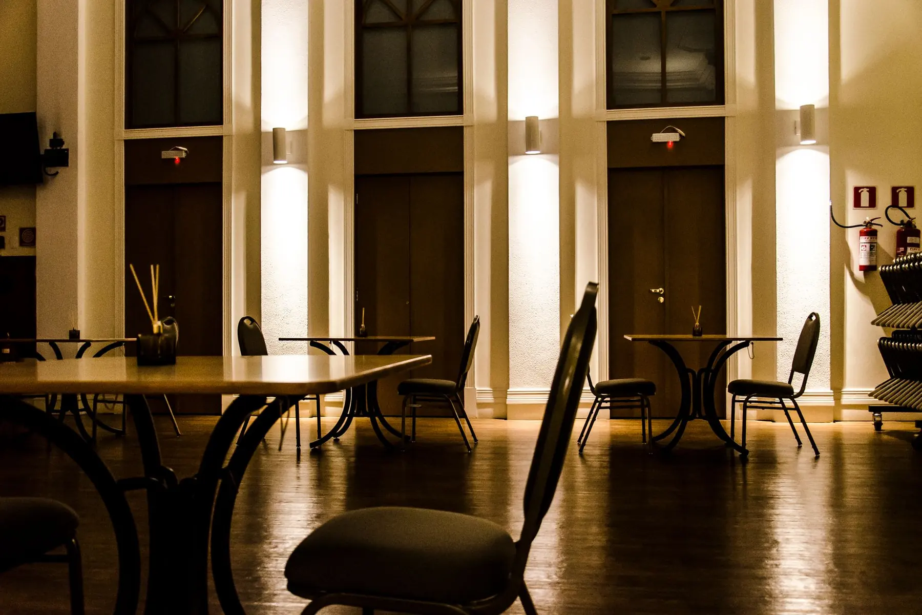All-Day Dining